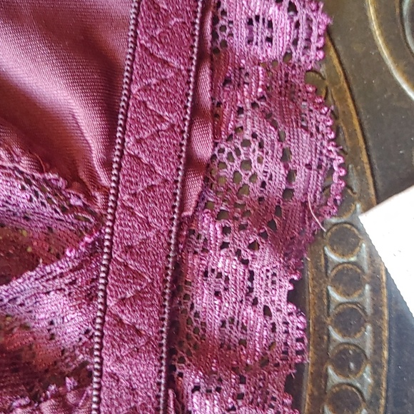 👌SWS Essentials Bra - Picture 3 of 4